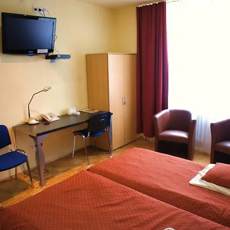 City Hotel Mannheim Szálloda 2*