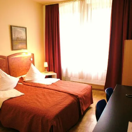 City Hotel Mannheim 2*
