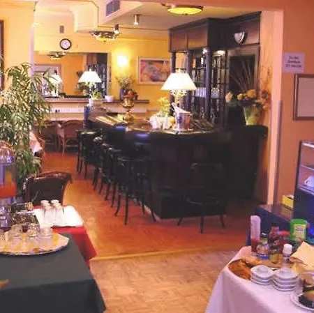 City Hotel Mannheim 2* Mannheim